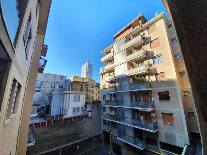 Arrivasti Stays-piede-a-terre In Centre Apartment Mailand